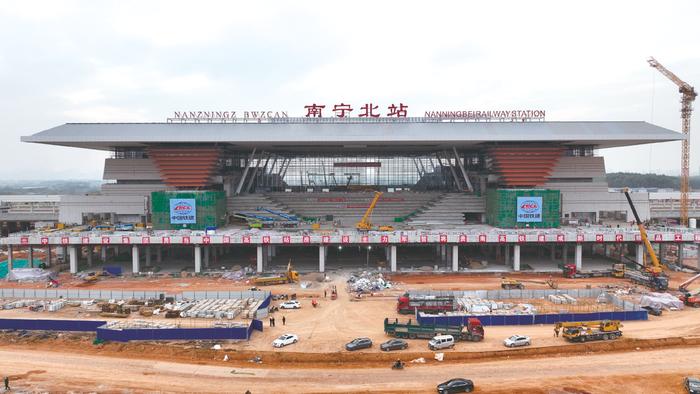 南宁北站来了！“风雨廊桥”真容初显