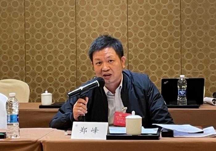 省政协委员郑峰：加大农村学校“双减”政策宣传 优化农村基础教育的教育结构