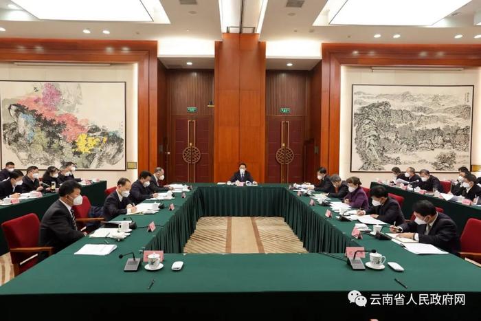 省政府党组（扩大）会议强调：一刻不停推进政府系统全面从严治党