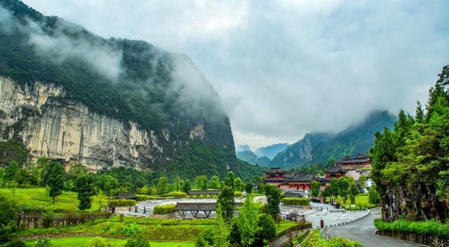 重庆喊你来过年｜万份文旅大奖等你抽 到黔江唱着山歌过年