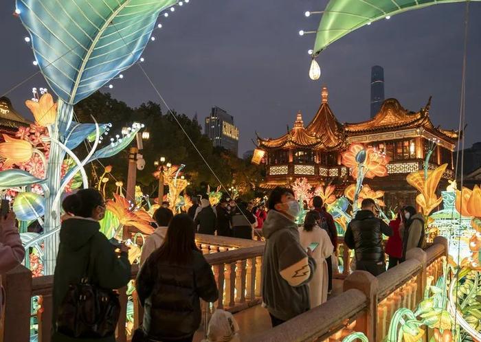 上海年夜饭消费力全国最强！春节假期别错过：101家景区推门票优惠，68家A级景区免门票开放→