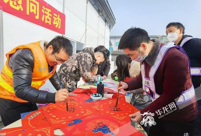 新春走基层 | 今后可坐“小火车”往返T3A和T3B 重庆江北国际机场捷运站加快建设