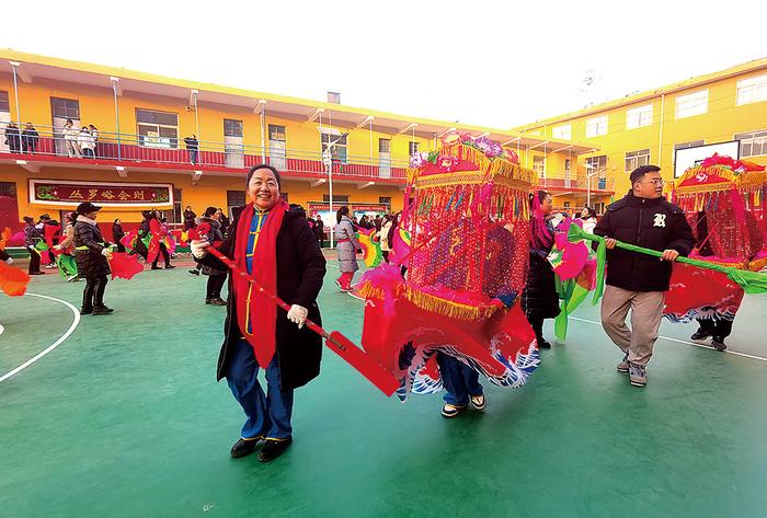 秧歌扭出幸福年——山西临县丛罗峪镇新春年俗活动见闻