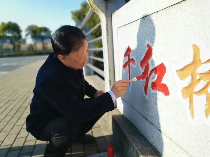 乘势而上  致远而行 | 市人大常委会主任白云萍一行走访五星企业千红制药