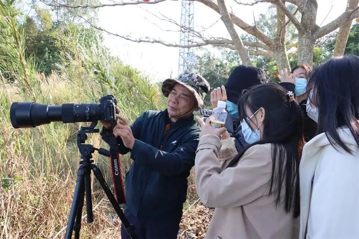 昌江返乡大学生探秘海尾国家湿地公园（试点）打卡沙渔塘网红海滩