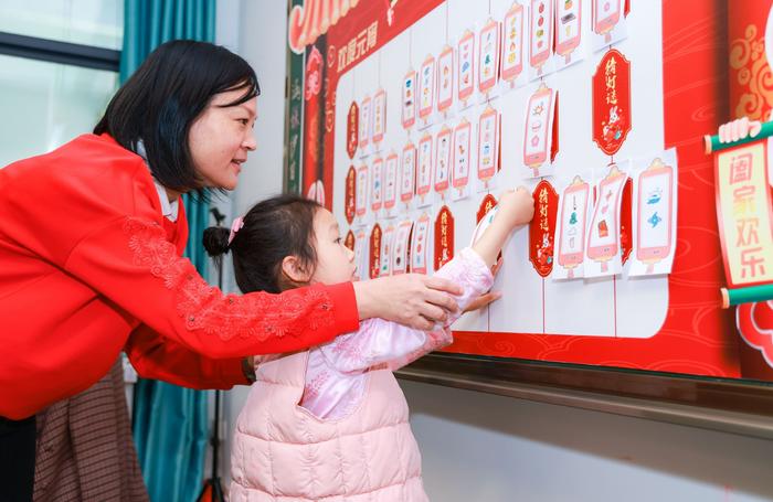 组图 | 满屏的喜悦！深圳普通中小学校、幼儿园今日开学