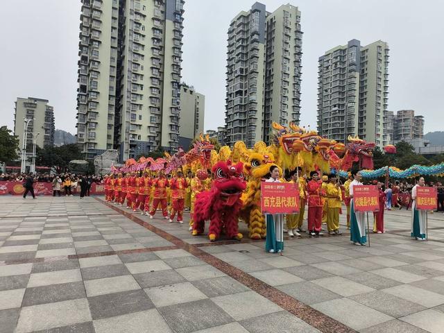 舞龙舞狮闹元宵，对话“板凳龙”非遗传承人：闹元宵队伍中来了“娃娃军”