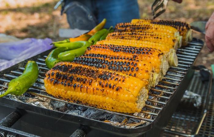 它究竟是谁？玉米、包谷、珍珠米、麻薯棒子、苞米……丨芳草萋萋