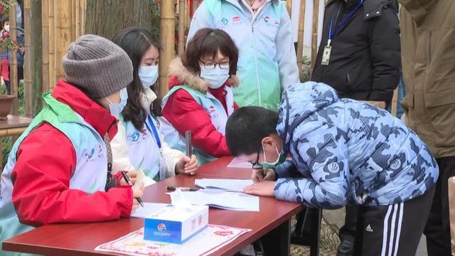 遵守景区秩序、爱护景区环境，假期文明旅游与美景相伴