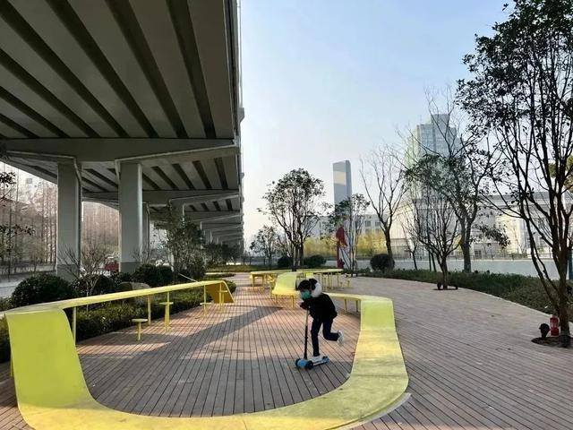 太嗲了！上海这些桥梁的“金边银角”镶出城市美景，你发现了吗？
