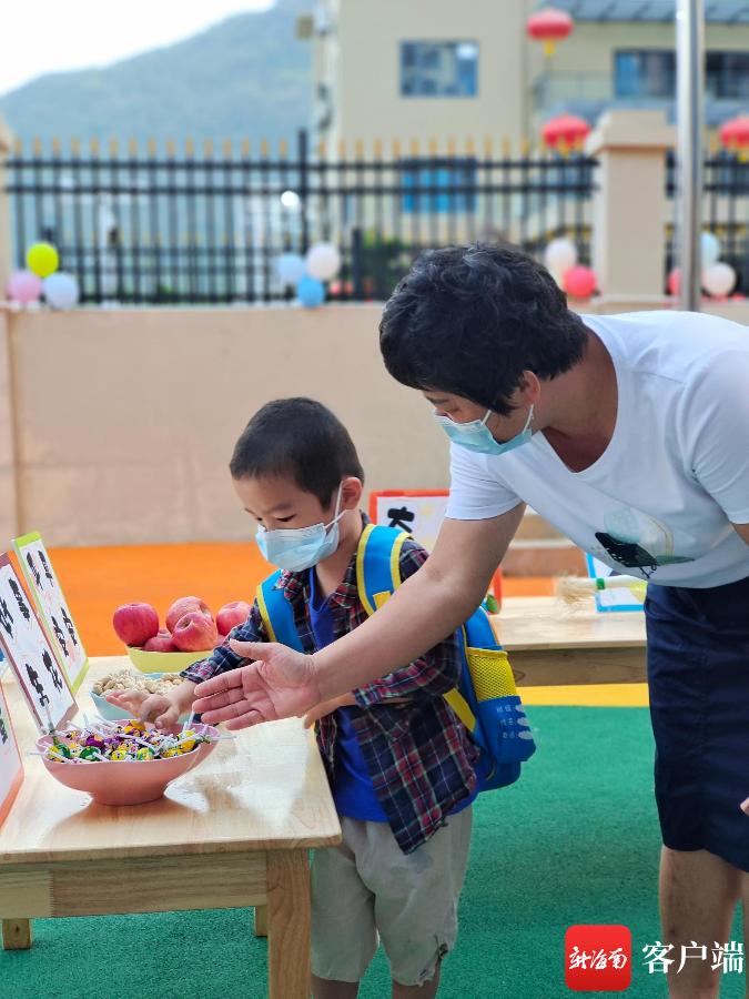 原创组图丨开学首日 一起来感受三亚幼儿园“萌娃”们的开学第一天