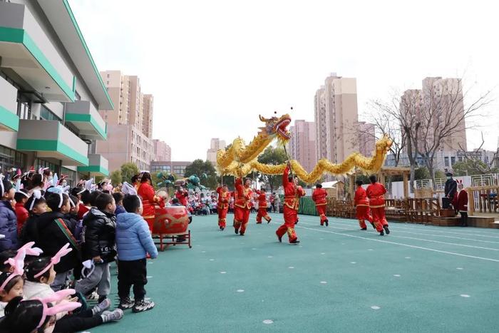 新学期，新起点~~快来看看金汇镇热“学”沸腾的开学现场吧！