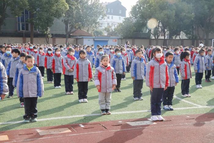 新学期，新起点~~快来看看金汇镇热“学”沸腾的开学现场吧！