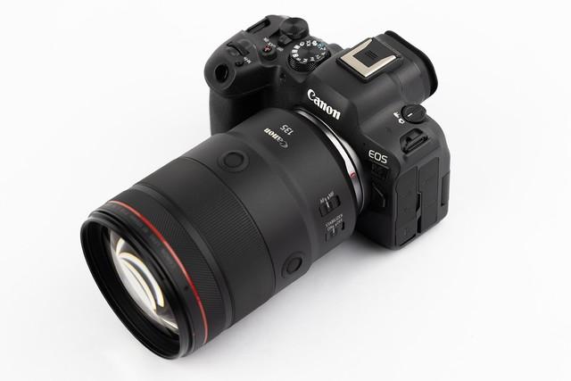 【有料评测】佳能RF135mm F1.8镜头评测：高画质中远摄定焦新标准