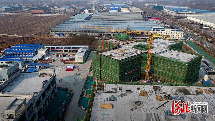 图为2月16日在建设中的原子高科华北医药厂房情况。通讯员 刘永兴 闫鹏 摄