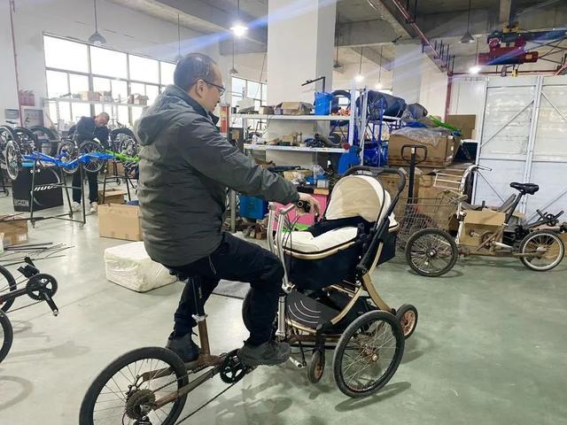 松江这家国内最大躺车厂家逆势突围，不断推出个性化自行车