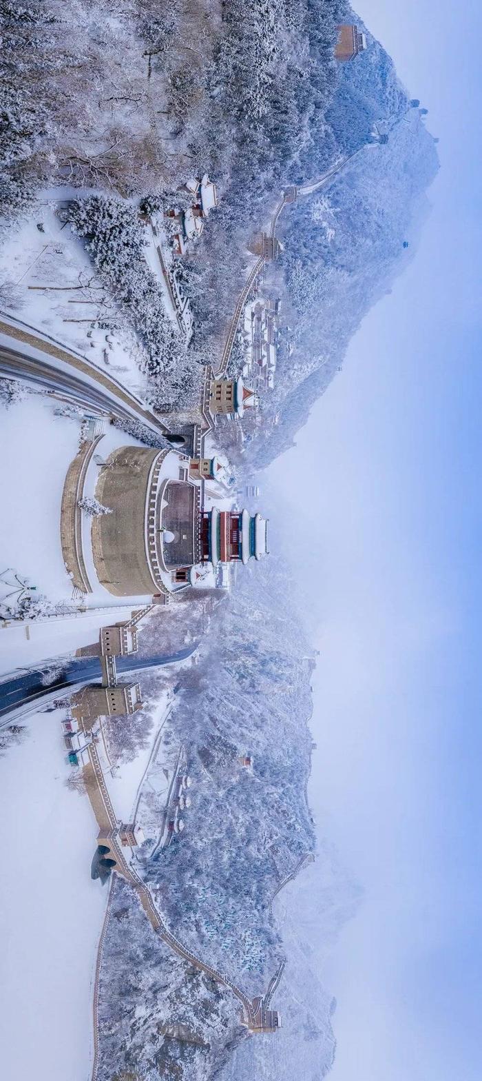 雪后居庸关。摄影/杨东
