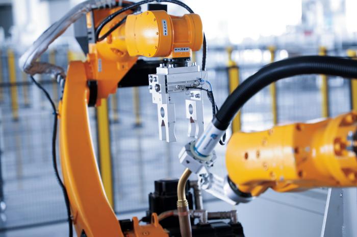 作为全球使用工业机器人最多的国家  70%都要依赖进口吗？