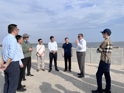 驻秘鲁大使宋扬考察调研卡亚俄绿色海岸公路项目