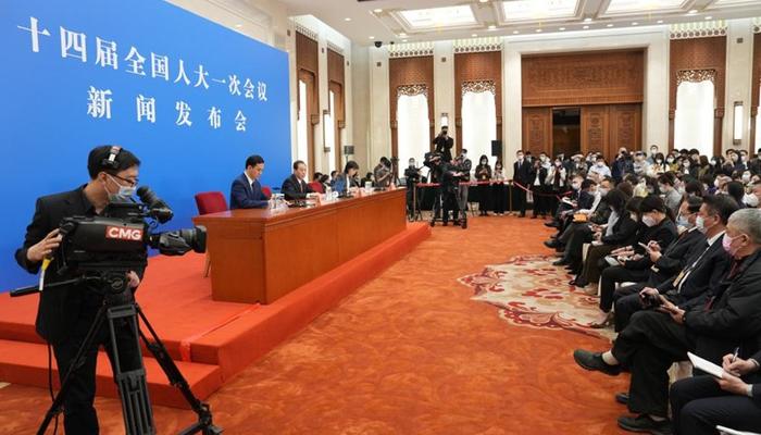 十四届全国人大一次会议首场新闻发布会摘要来了