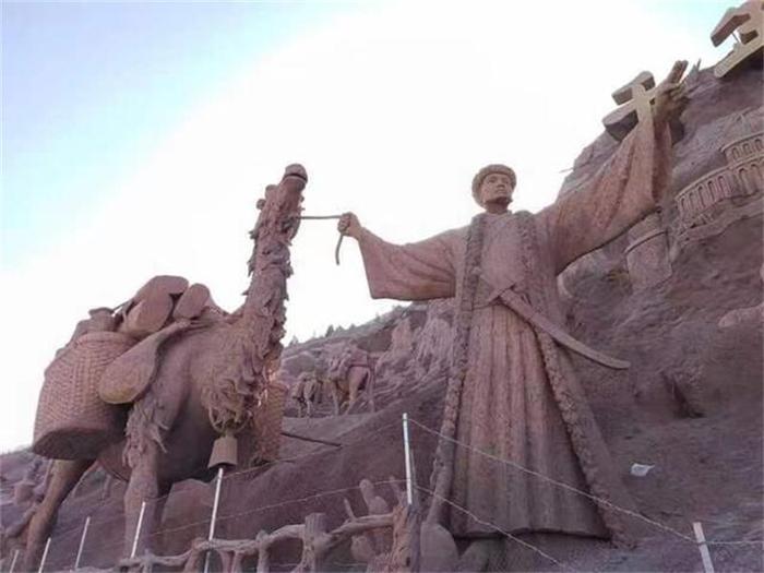 巨型山体雕塑群再现中国非遗“磁州窑”千年盛景
