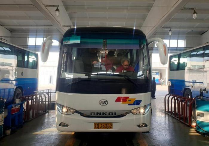 开新局 展新貌，安凯客车品质护航2023全国两会