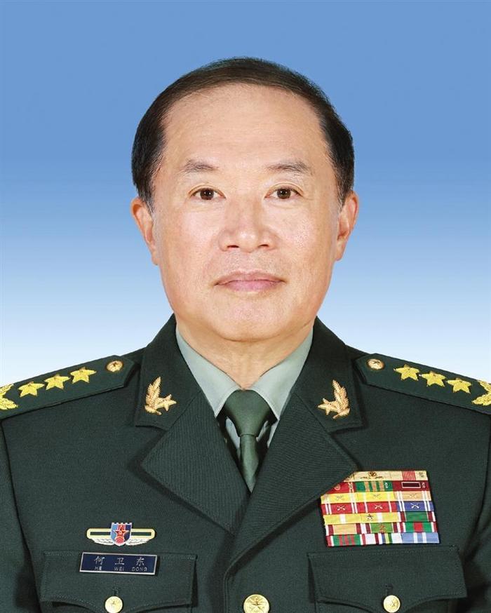 中华人民共和国 中央军事委员会副主席简历