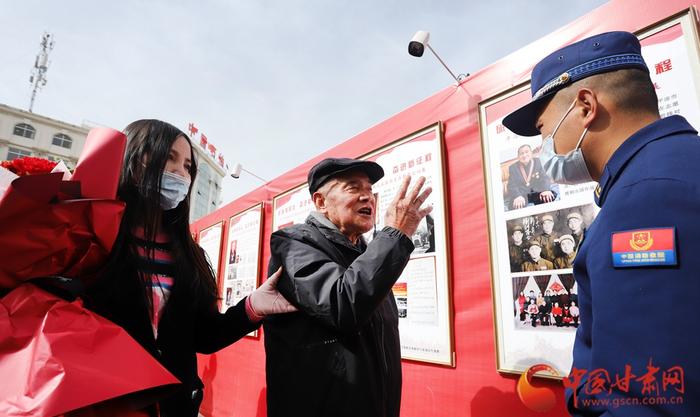 【陇拍客】平凉市致敬抗美援朝老兵影像巡回展开展