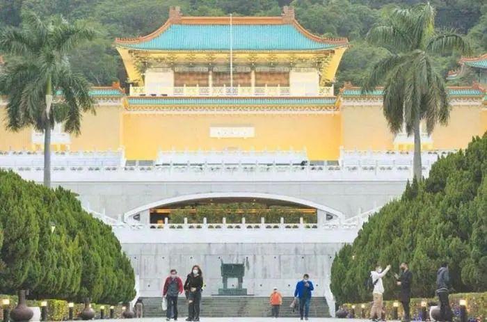 图片外泄、驻警翘班吸毒……台北故宫博物院怎么了？