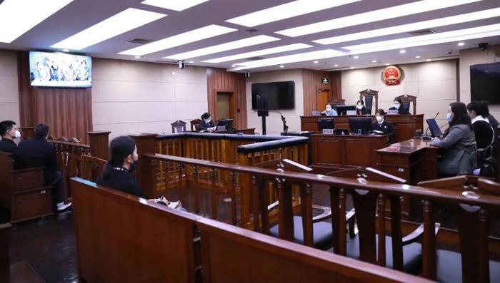 累计骗取千余名被害人4.4亿余元  上海首例“套路加盟”合同诈骗案一审宣判
