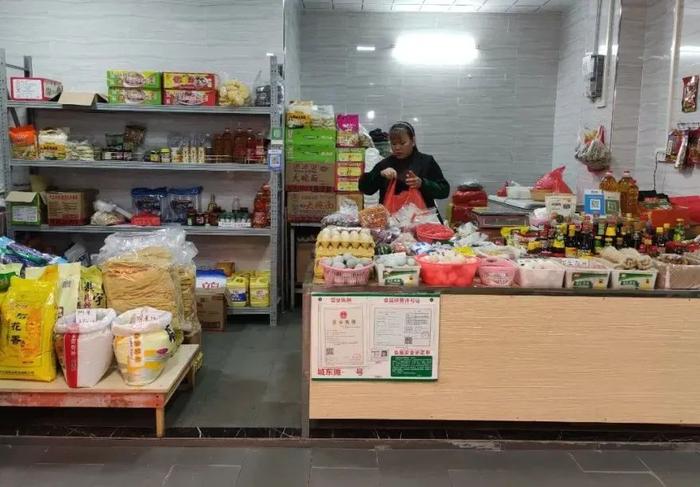 整洁的城东农贸市场(图片来源:龙圩在线)