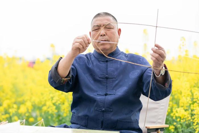 走进风筝世界 听非遗传人讲述“追风筝”的故事