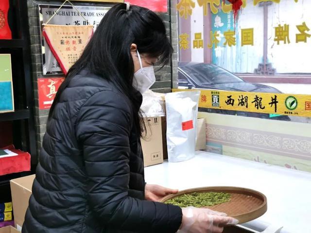 天山茶城这些“明前茶”正热销