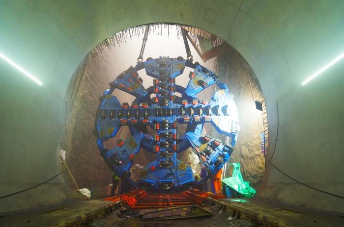 重庆地铁4号线西延伸段第三台TBM“红岩号”今日始发