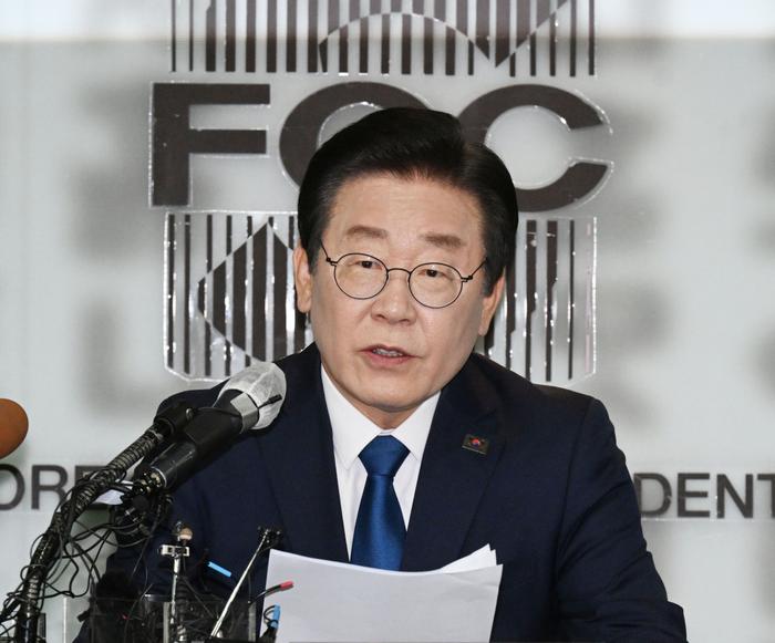 韩国最大在野党共同民主党党首李在明(资料图)
