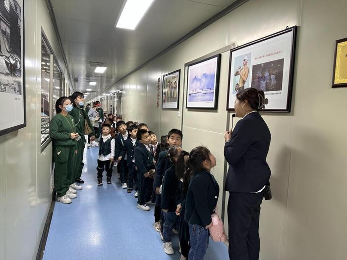 “珍惜生命之源，从我做起”徽州区大风车幼儿园携黄山无极雪开展研学之旅