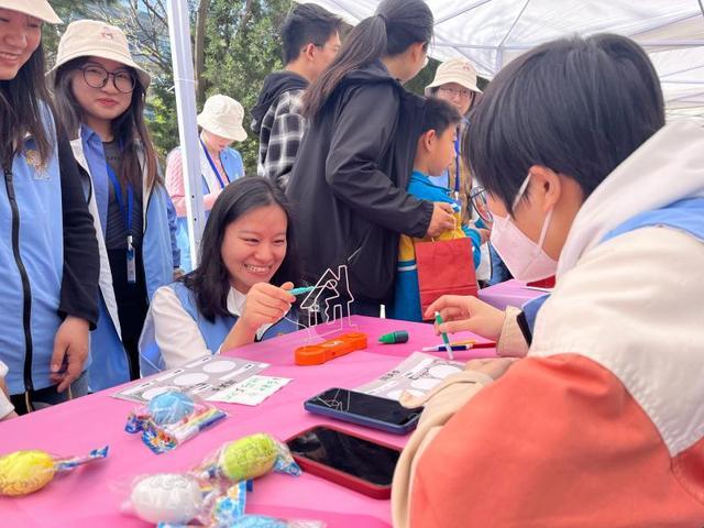 “理樱书香 畅阅美好”北京理工大学举办公众科学日活动