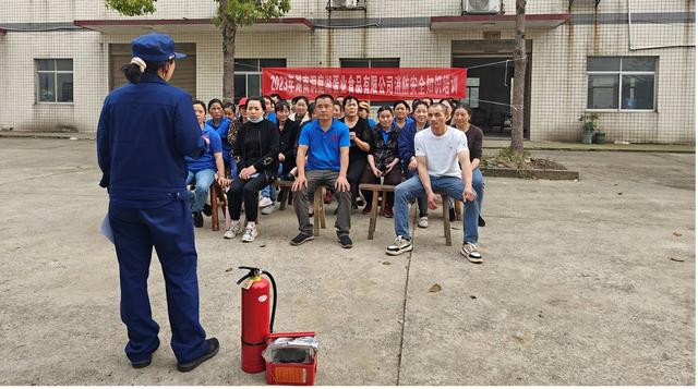 南县消防大队：深入劳动密集型企业开展消防安全培训