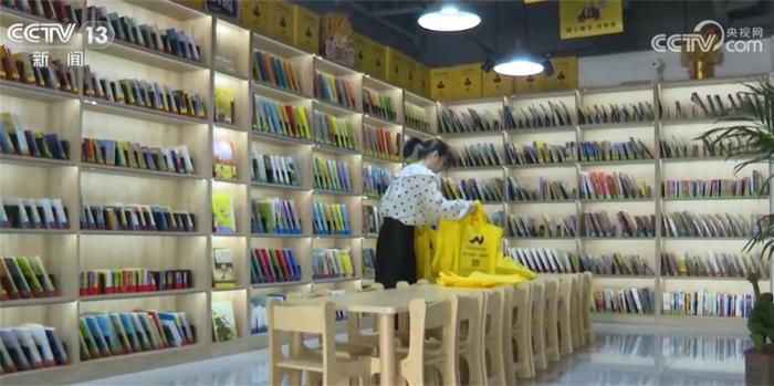 浙江长兴社区亲子童书馆让书香伴童年 “互联网+”运营模式受好评