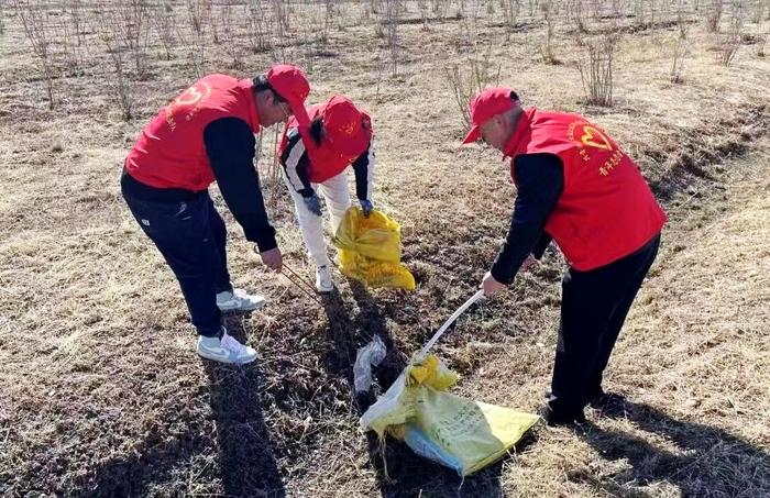 五大连池农场：开展“我是志愿者、奉献青春正能量”系列活动