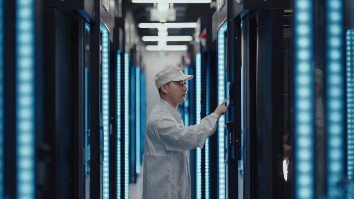 荣耀深圳研发实验室首次开放，仿真、基础研究和模组试验线三个模块都有哪些黑科技？