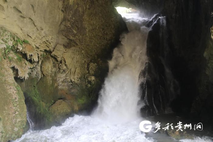 安顺龙宫景区再获两项大世界基尼斯认证