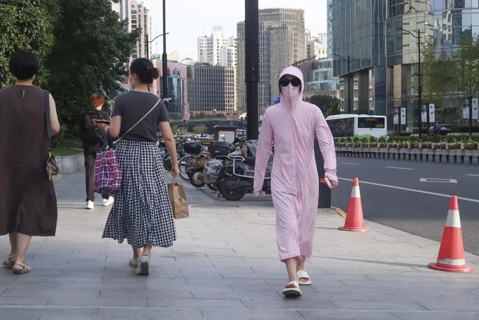 国家气候中心专家预测：今夏高温时长、高温范围与常年夏季相比偏多