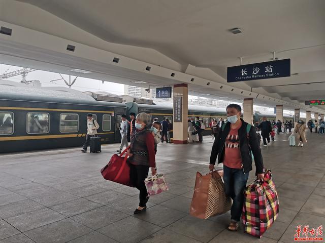 应对五一客流高峰 长沙南站增开3列热门方向夜间高铁