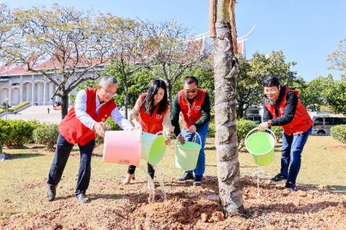 首入五十强！中国物业综合实力排行榜发布  国贸服务位列全国40名