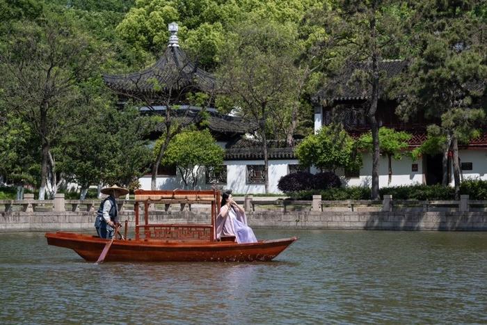 “五一”微度假去哪玩？上海大观园邀你“梦回红楼”