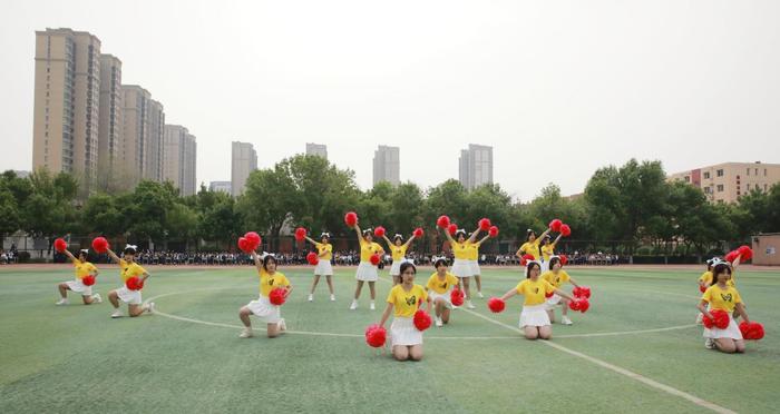 廊坊市第一实验中学举行第七届田径运动会