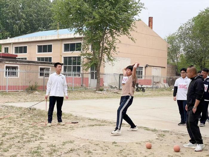 廊坊市第一实验中学举行第七届田径运动会