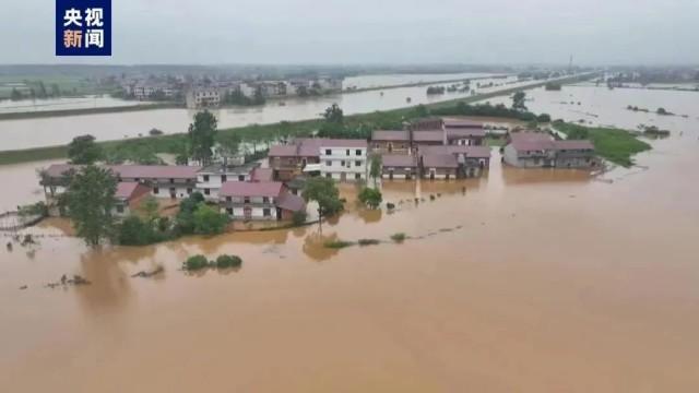 江西多地遭遇特大暴雨，一河堤溃口！最新消息→