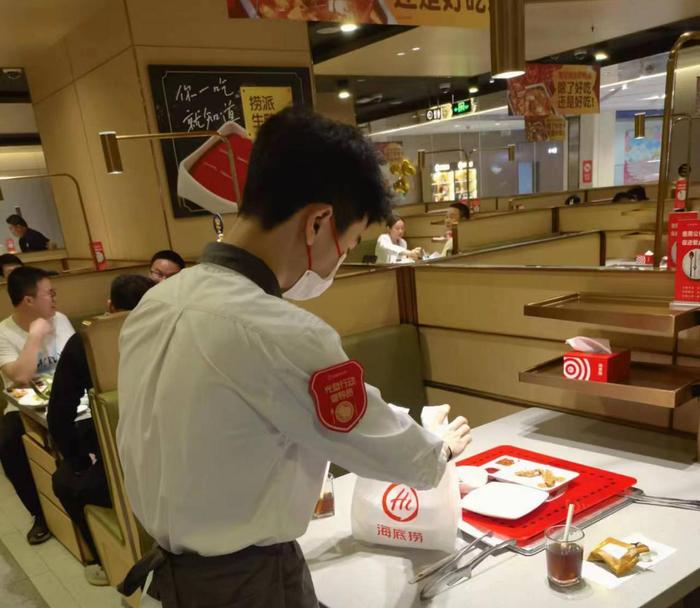 制止餐饮浪费|广西桂林：2867家餐厅设立“光盘行动”倡导员